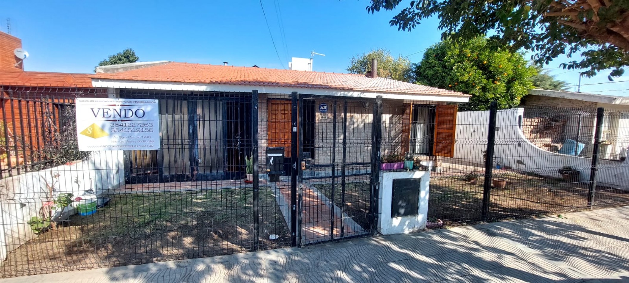 CASA EN VENTA EN BARRIO SANTA CECILIA, CORDOBA CA144