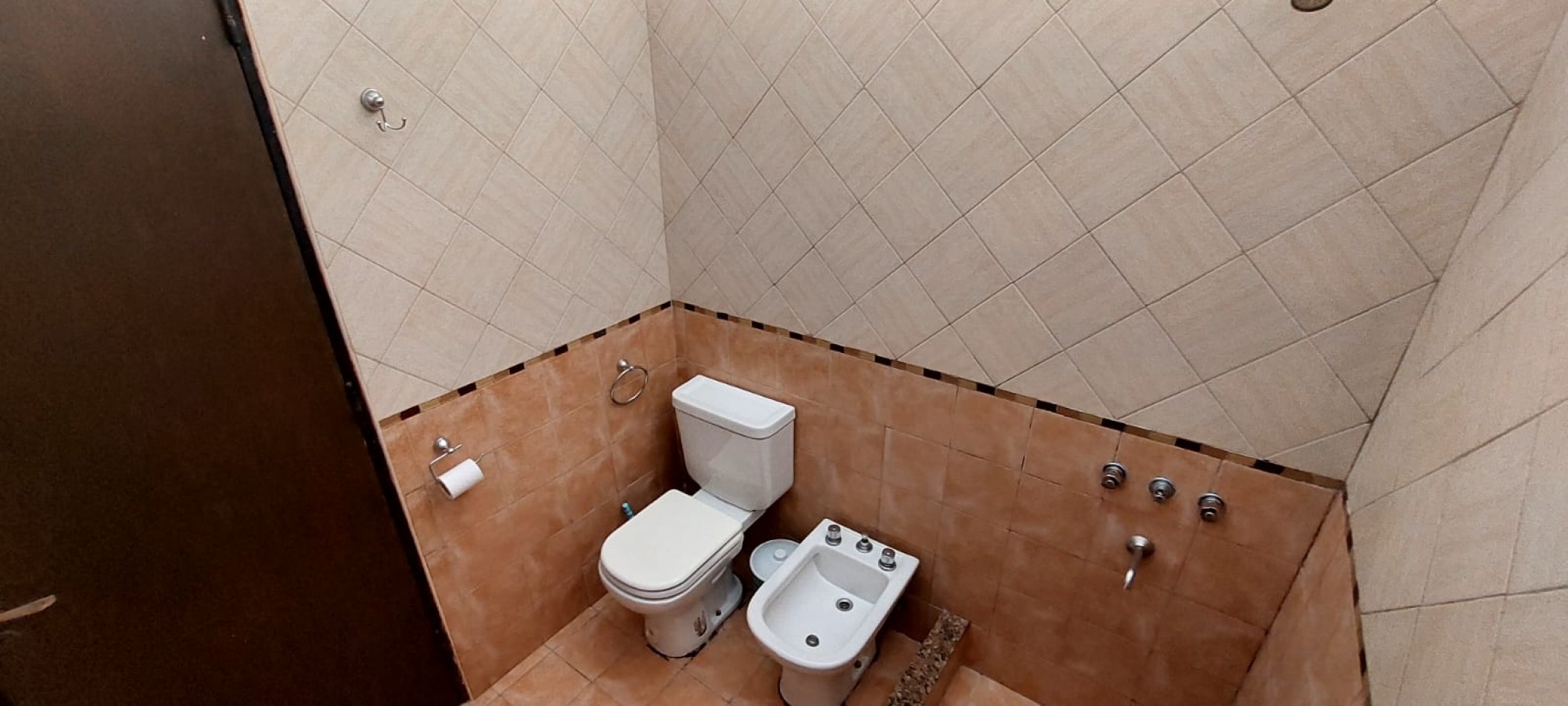CASA EN VENTA EN BARRIO SANTA CECILIA, CORDOBA CA144