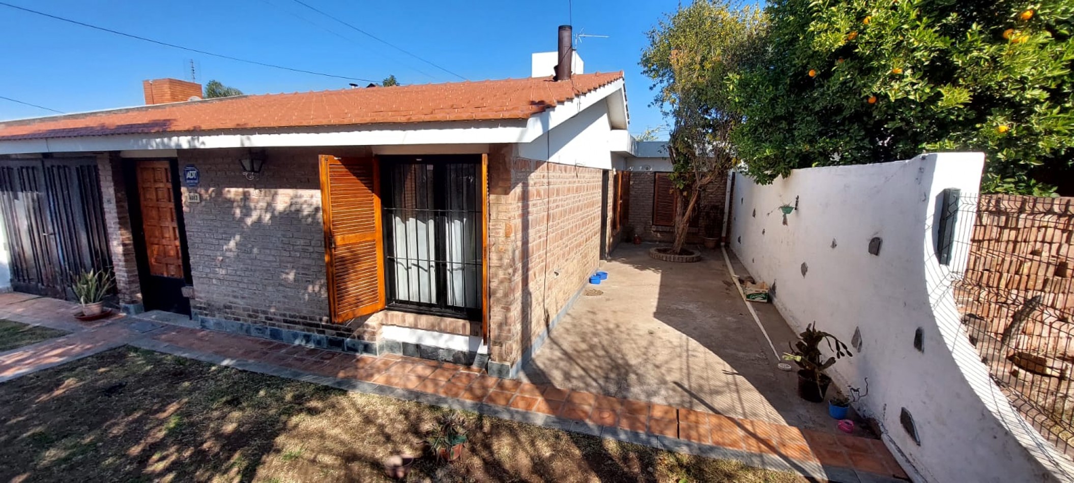 CASA EN VENTA EN BARRIO SANTA CECILIA, CORDOBA CA144