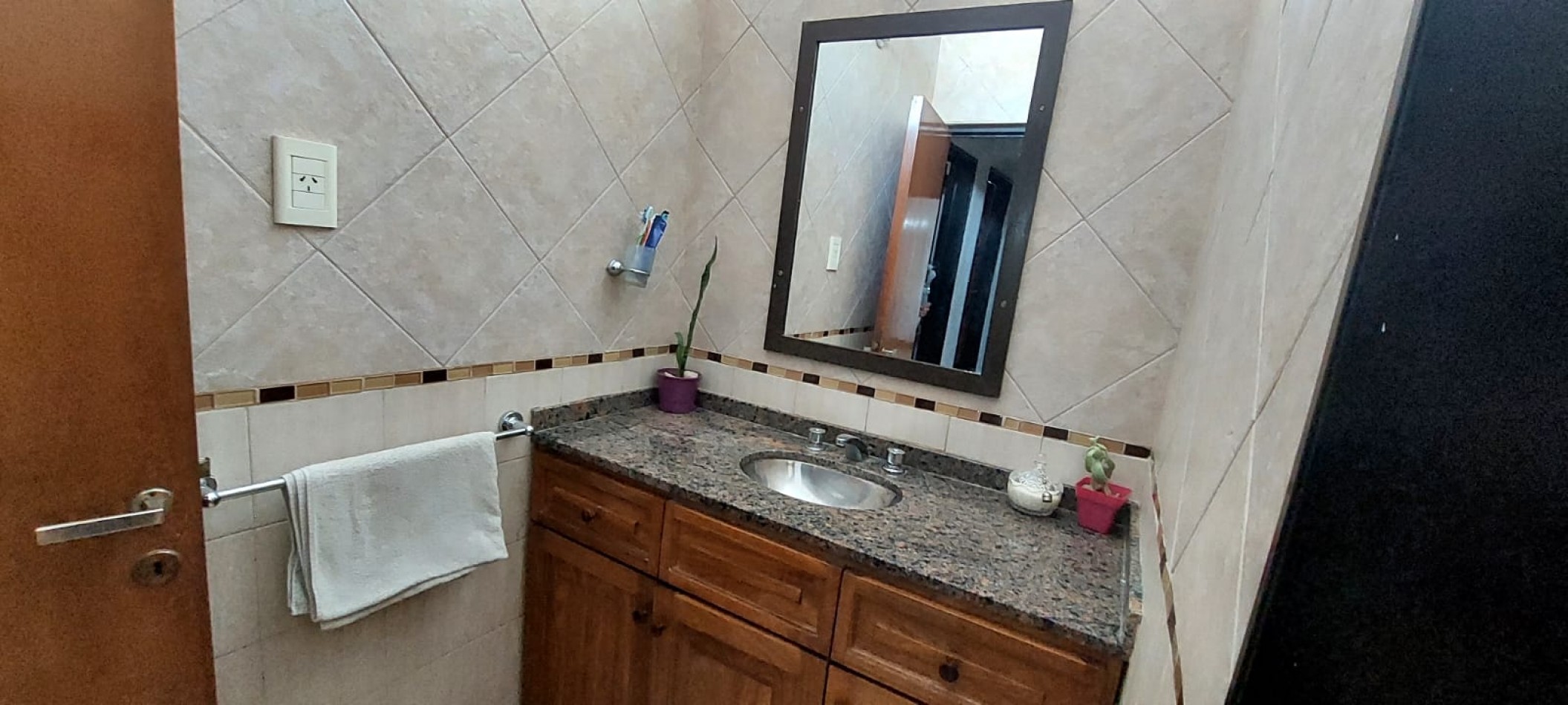 CASA EN VENTA EN BARRIO SANTA CECILIA, CORDOBA CA144