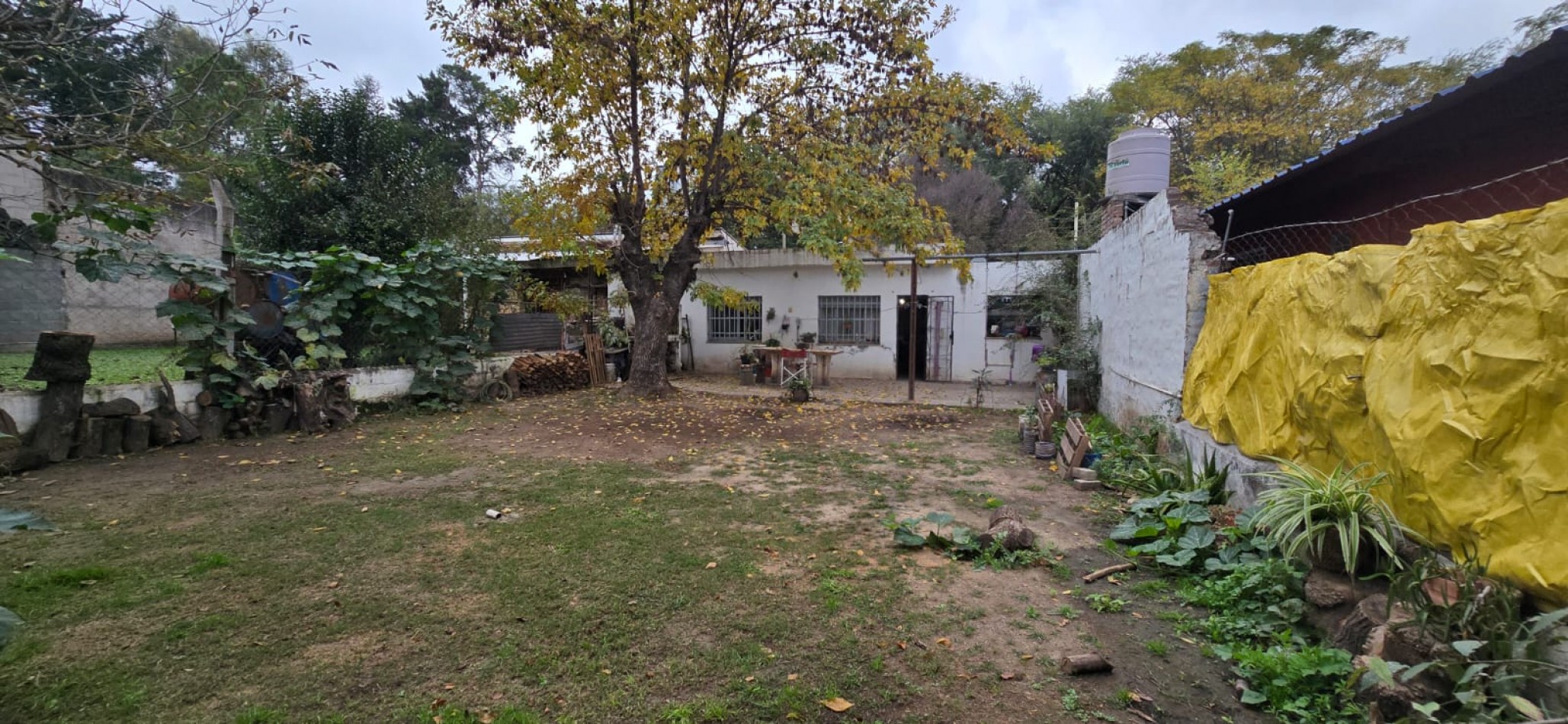 CASA A LA VENTA EN BIALET MASSE, FRENTE AL RIO COSQUIN. CA207