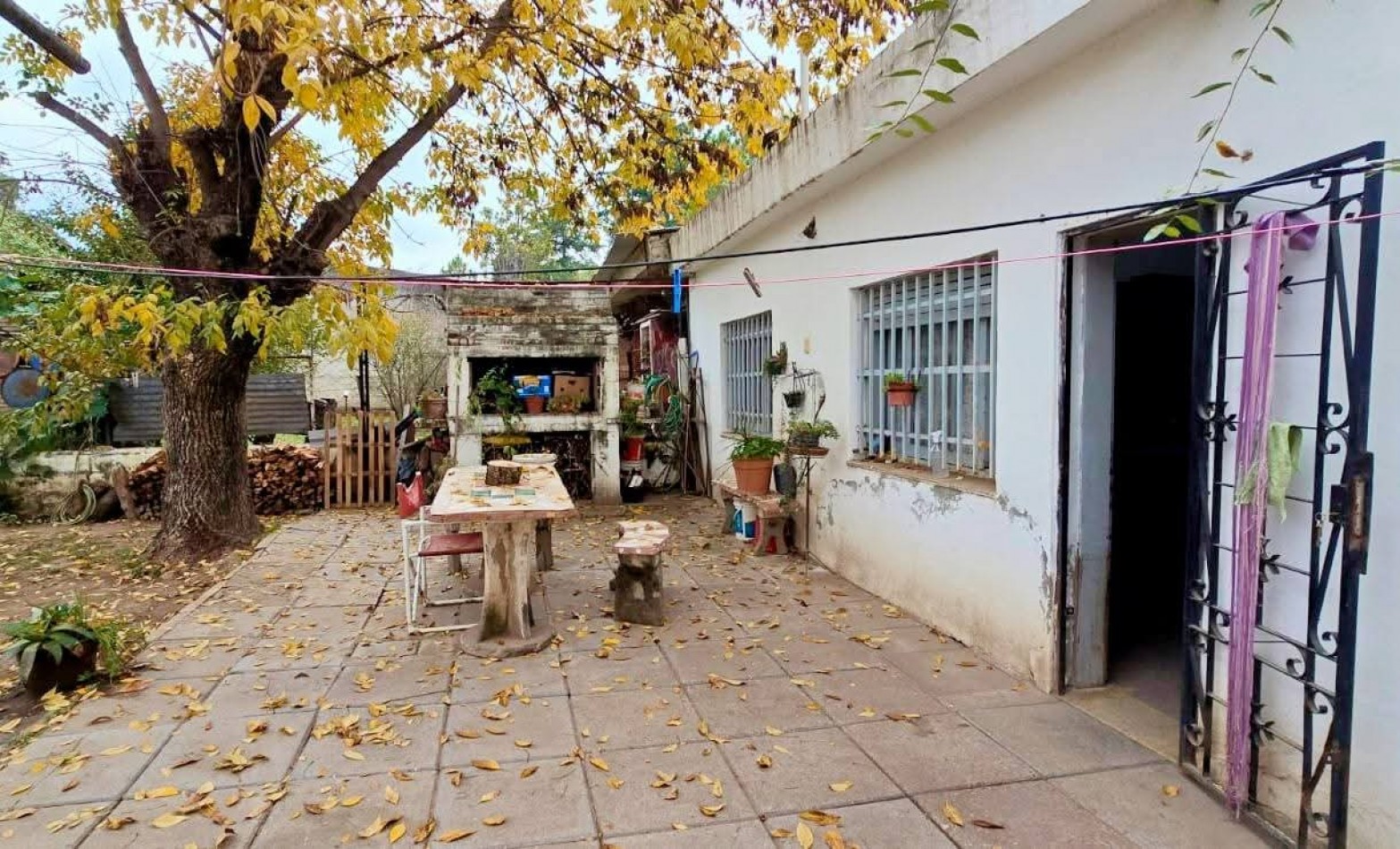 CASA A LA VENTA EN BIALET MASSE, FRENTE AL RIO COSQUIN. CA207