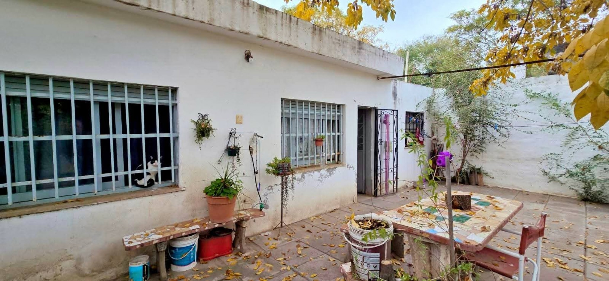 CASA A LA VENTA EN BIALET MASSE, FRENTE AL RIO COSQUIN. CA207