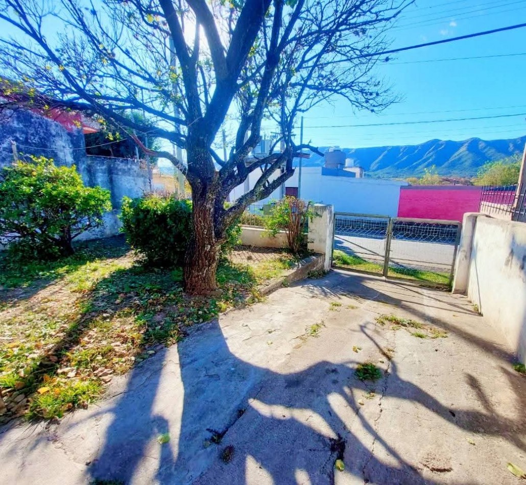 CASA A LA VENTA CON UBICACION PRIVILEGIADA EN SANTA MARIA DE PUNILLA. CA208