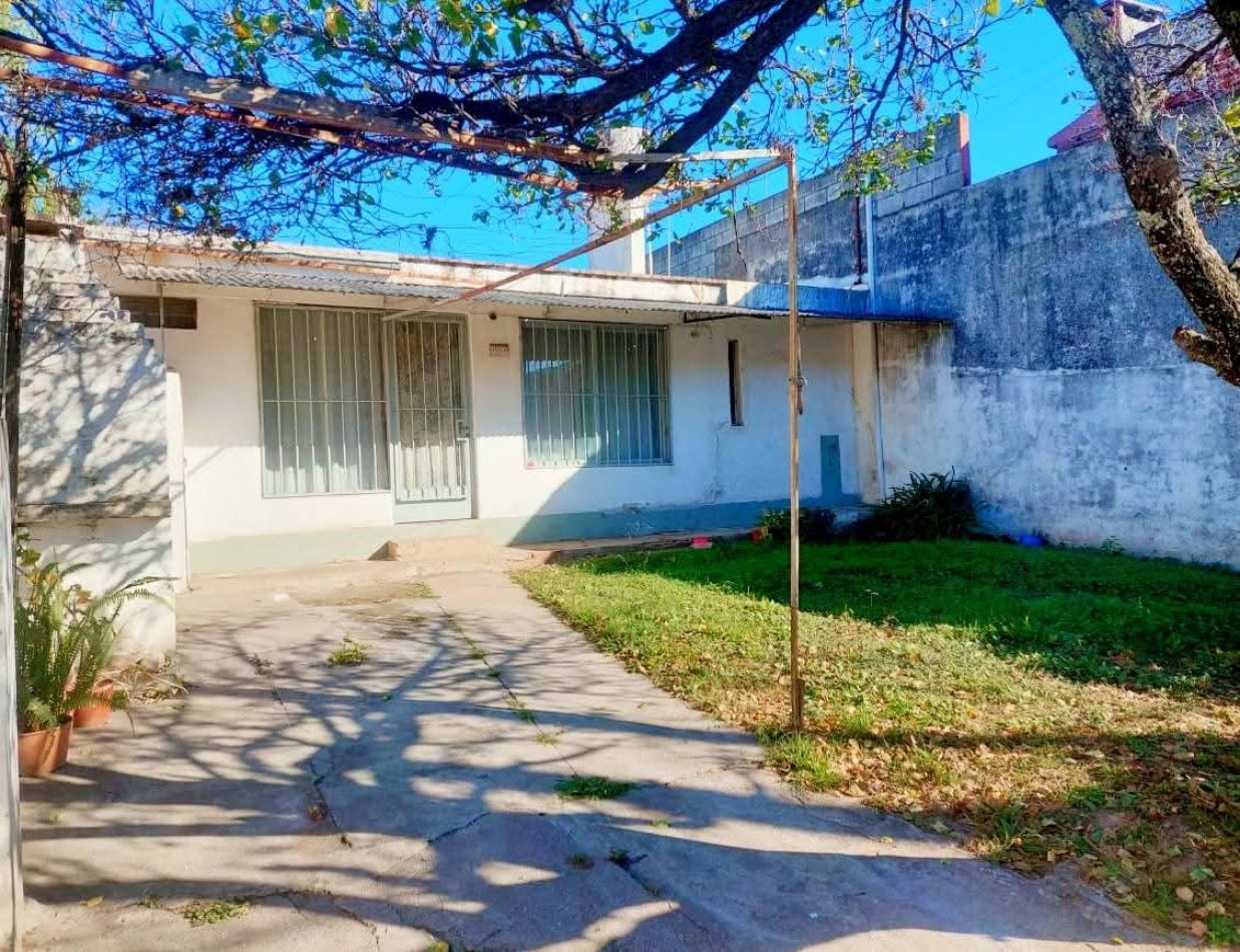 CASA A LA VENTA CON UBICACION PRIVILEGIADA EN SANTA MARIA DE PUNILLA. CA208