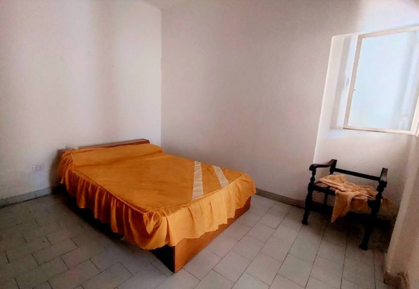 CASA A LA VENTA CON UBICACION PRIVILEGIADA EN SANTA MARIA DE PUNILLA. CA208