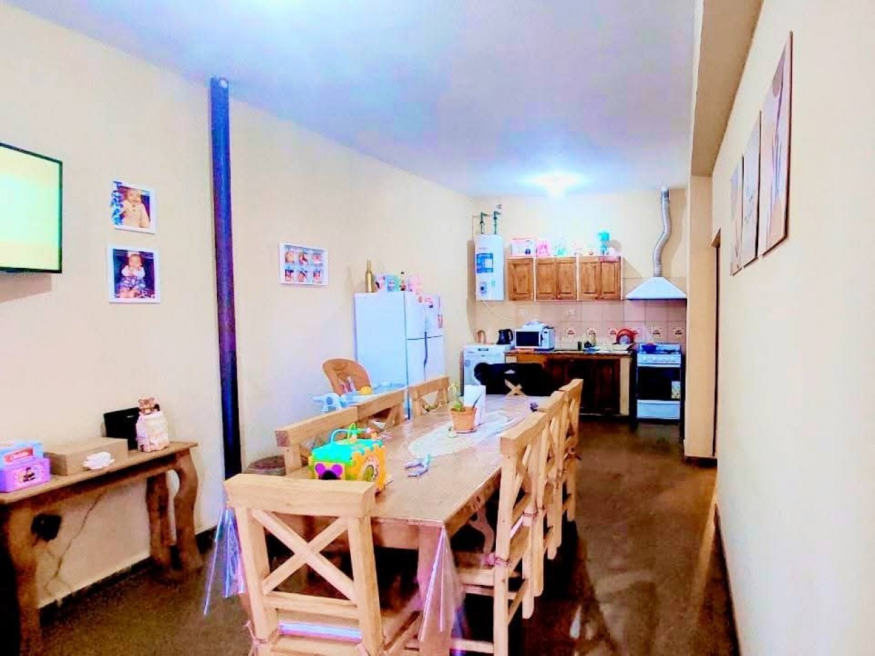 CASA A LA VENTA EN MALVINAS ARGENTINAS, CORDOBA. SOBRE IMPORTANTE AVENIDA. CA188F.