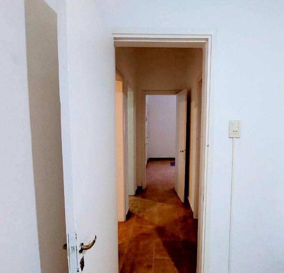 CASA A LA VENTA EN CORBOBA CAPITAL, BARRIO YOFRE SUD. CA214