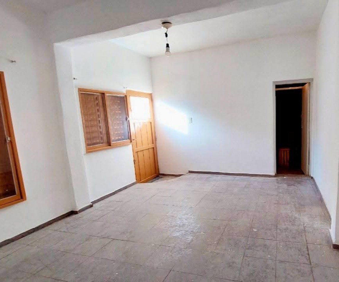 CASA A LA VENTA EN CORBOBA CAPITAL, BARRIO YOFRE SUD. CA214