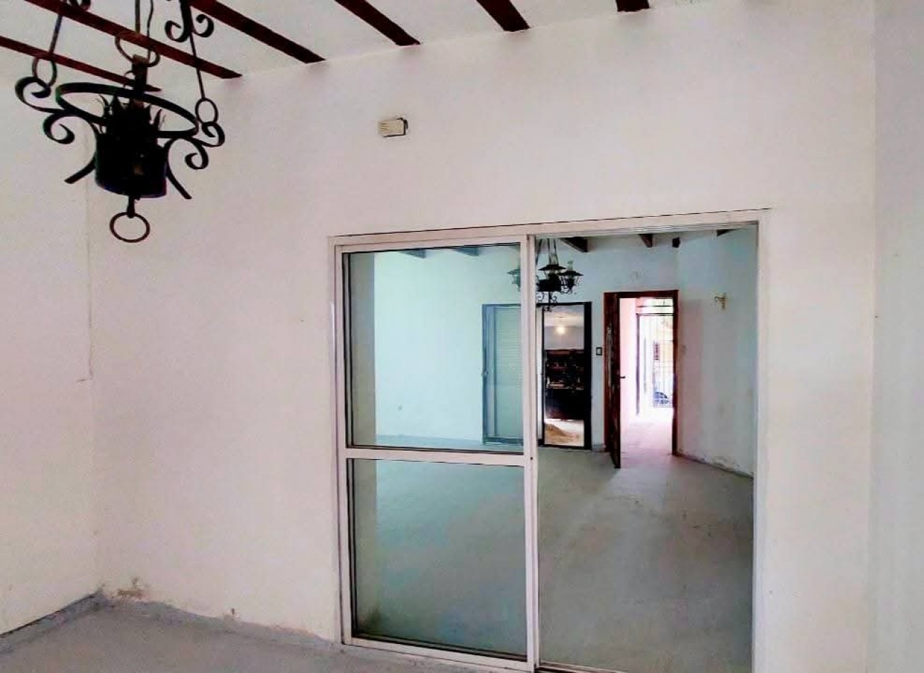 CASA A LA VENTA EN BARRIO GUEMES, CIUDAD DE CORDOBA. CA161