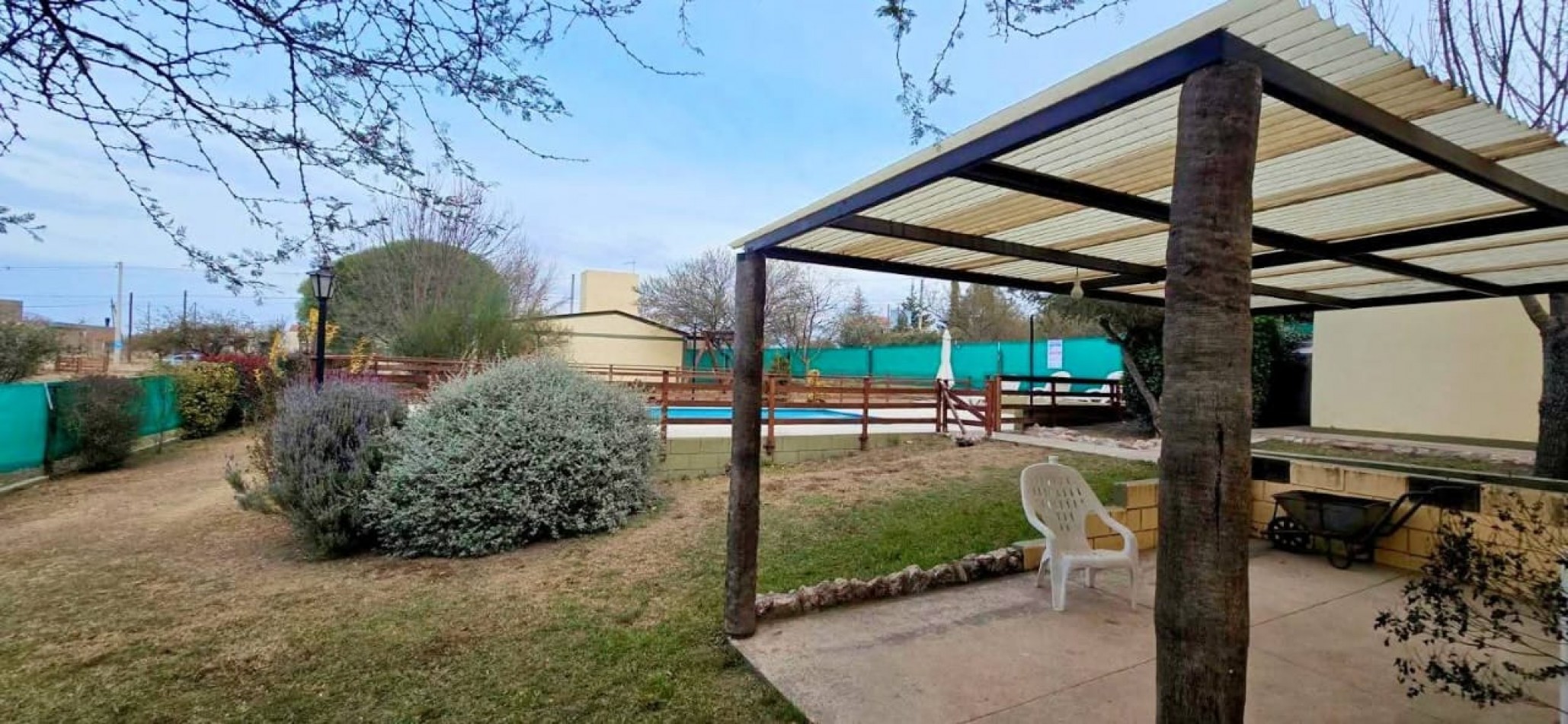 CASA MAS 2 CABAÑAS TOTALMENTE EQUIPADAS EN ENTORNO NATURAL EN VENTA. CA211