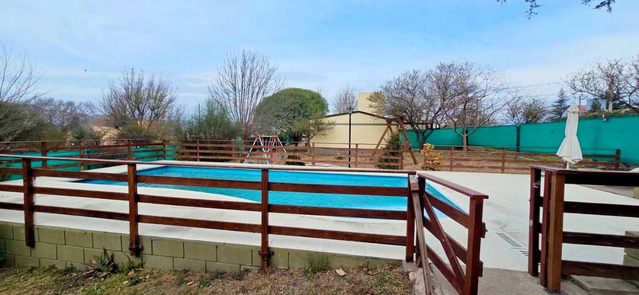 CASA MAS 2 CABAÑAS TOTALMENTE EQUIPADAS EN ENTORNO NATURAL EN VENTA. CA211