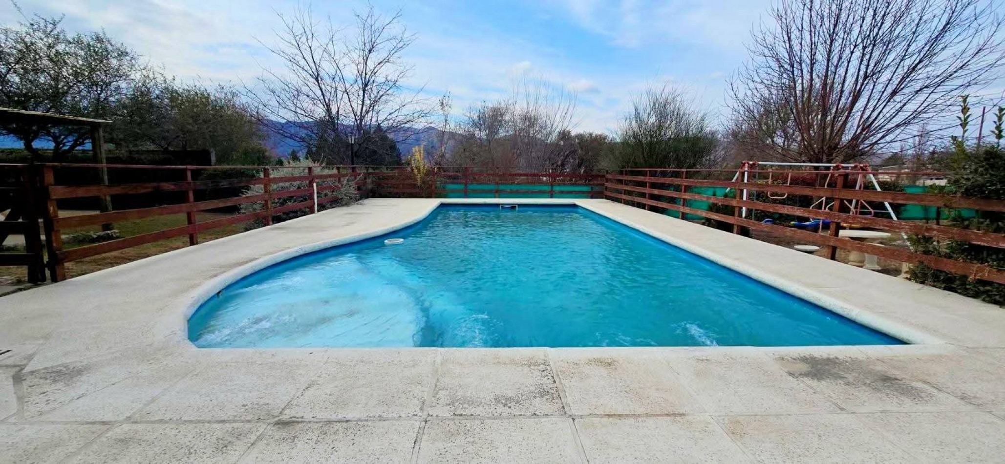 CASA MAS 2 CABAÑAS TOTALMENTE EQUIPADAS EN ENTORNO NATURAL EN VENTA. CA211