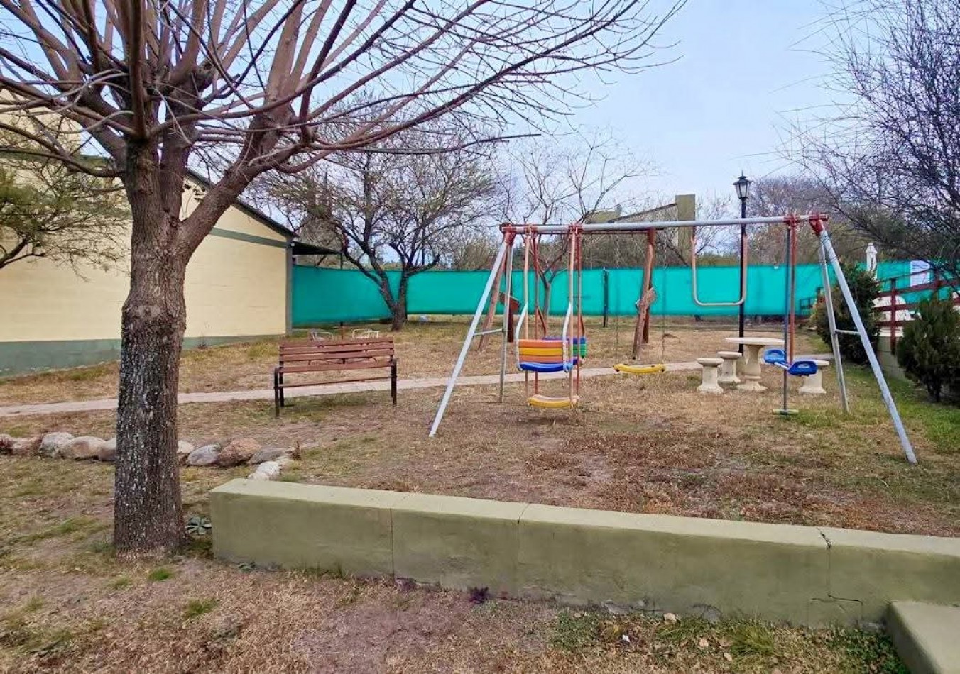CASA MAS 2 CABAÑAS TOTALMENTE EQUIPADAS EN ENTORNO NATURAL EN VENTA. CA211