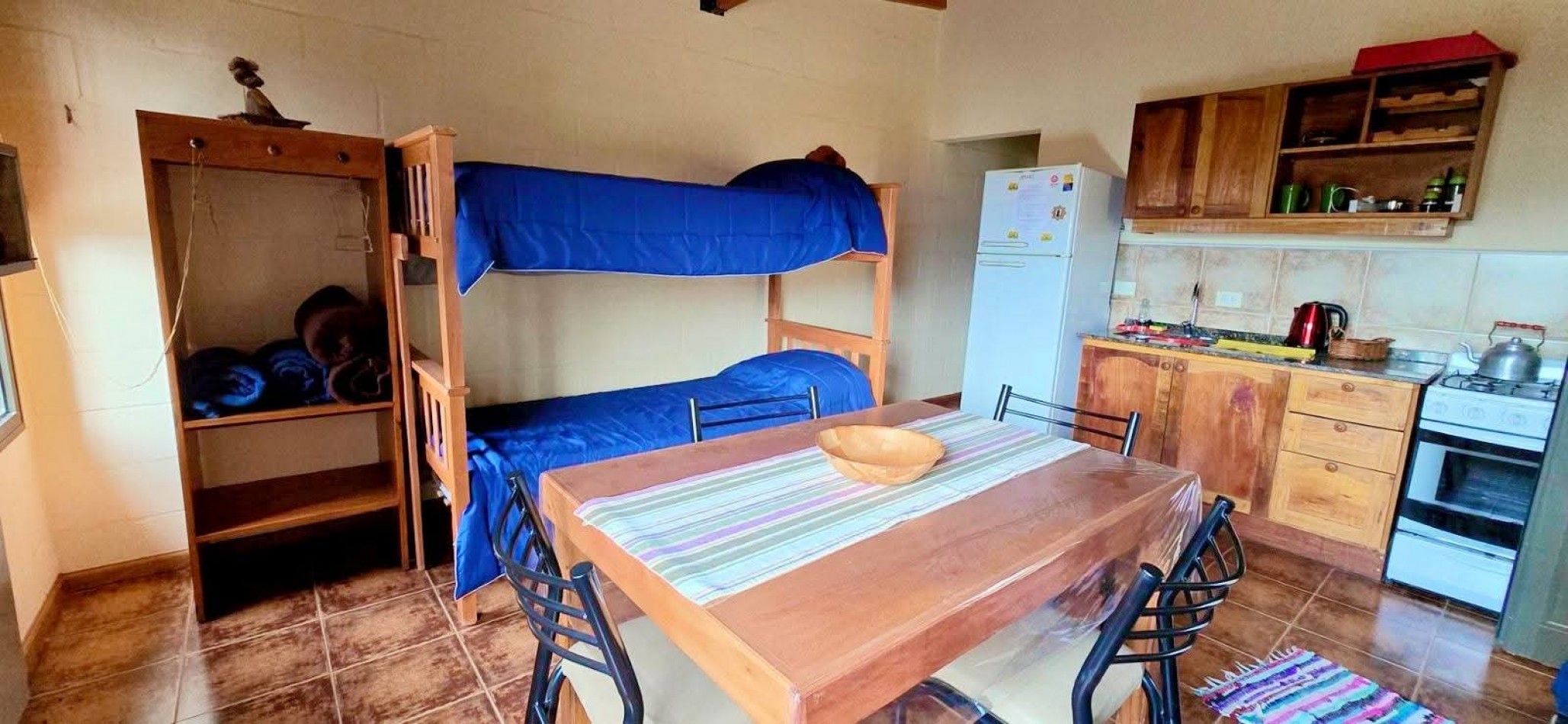 CASA MAS 2 CABAÑAS TOTALMENTE EQUIPADAS EN ENTORNO NATURAL EN VENTA. CA211