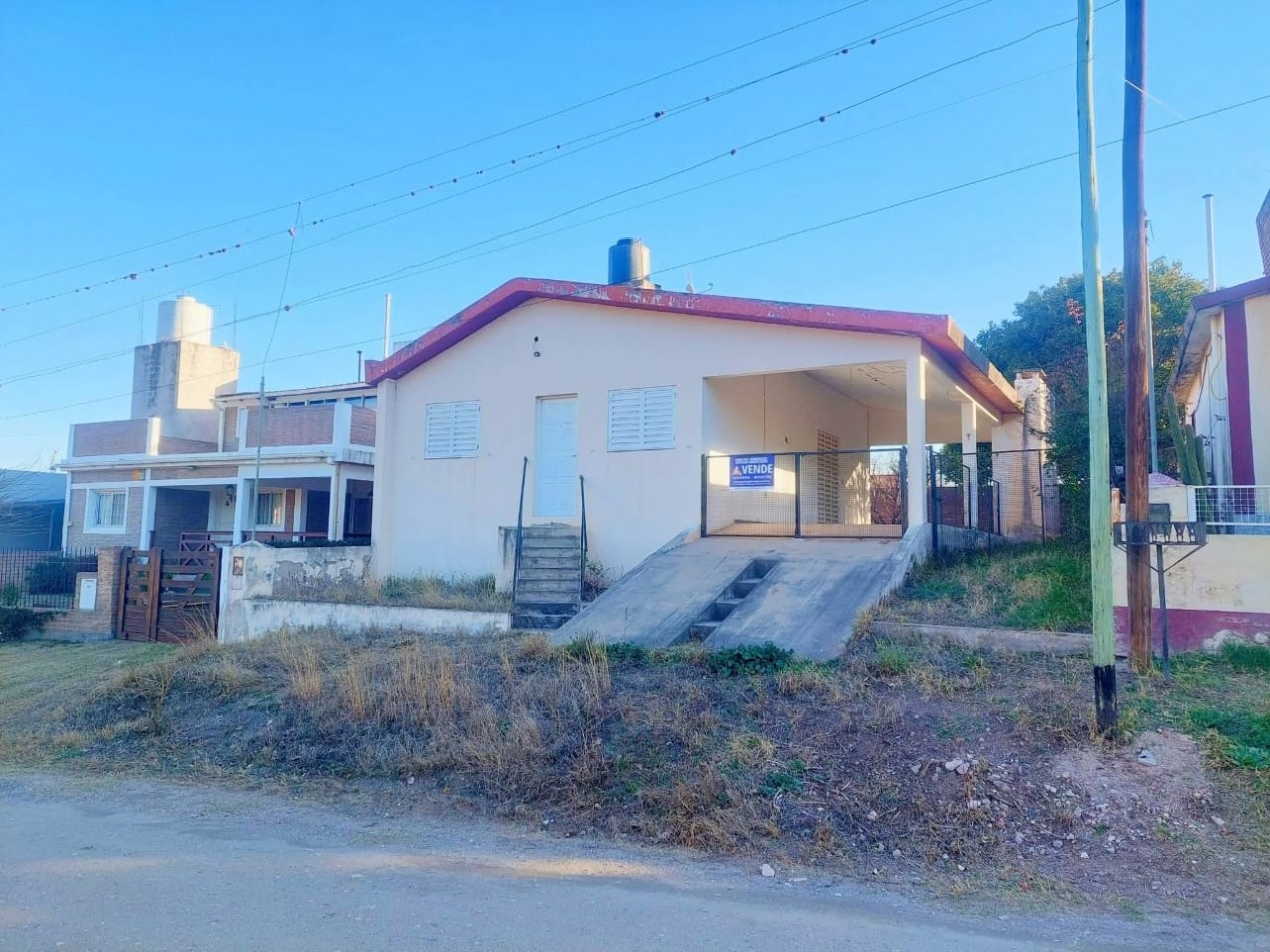 CASA A LA VENTA EN SANTA MARIA DE PUNILLA. CA217
