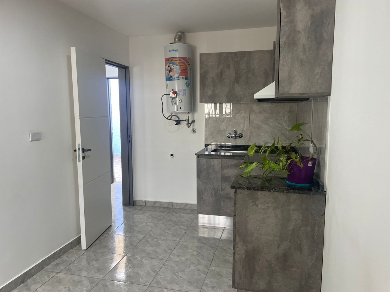 CASA RESTAURADA A LA VENTA EN BARRIO ALTO ALBERDI, CORDOBA. CA218