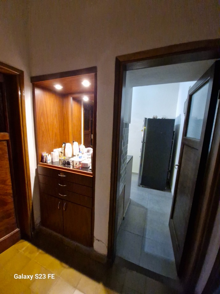 CASA MAS DEPARTAMENTO EN VENTA EN BARRIO GRANADERO PRINGLES, CIUDAD DE CORDOBA. CA221