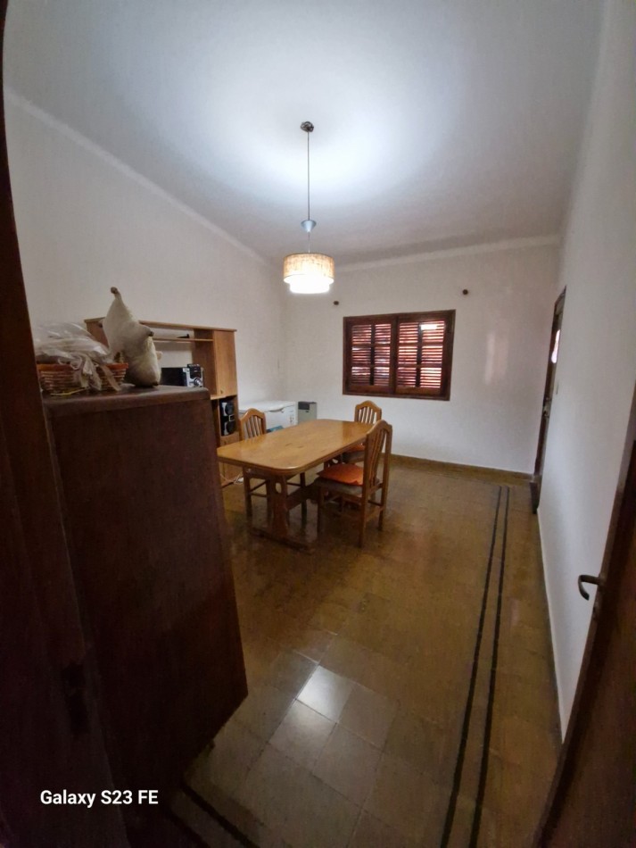 CASA MAS DEPARTAMENTO EN VENTA EN BARRIO GRANADERO PRINGLES, CIUDAD DE CORDOBA. CA221