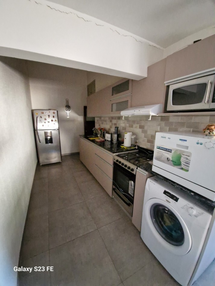 CASA MAS DEPARTAMENTO EN VENTA EN BARRIO GRANADERO PRINGLES, CIUDAD DE CORDOBA. CA221