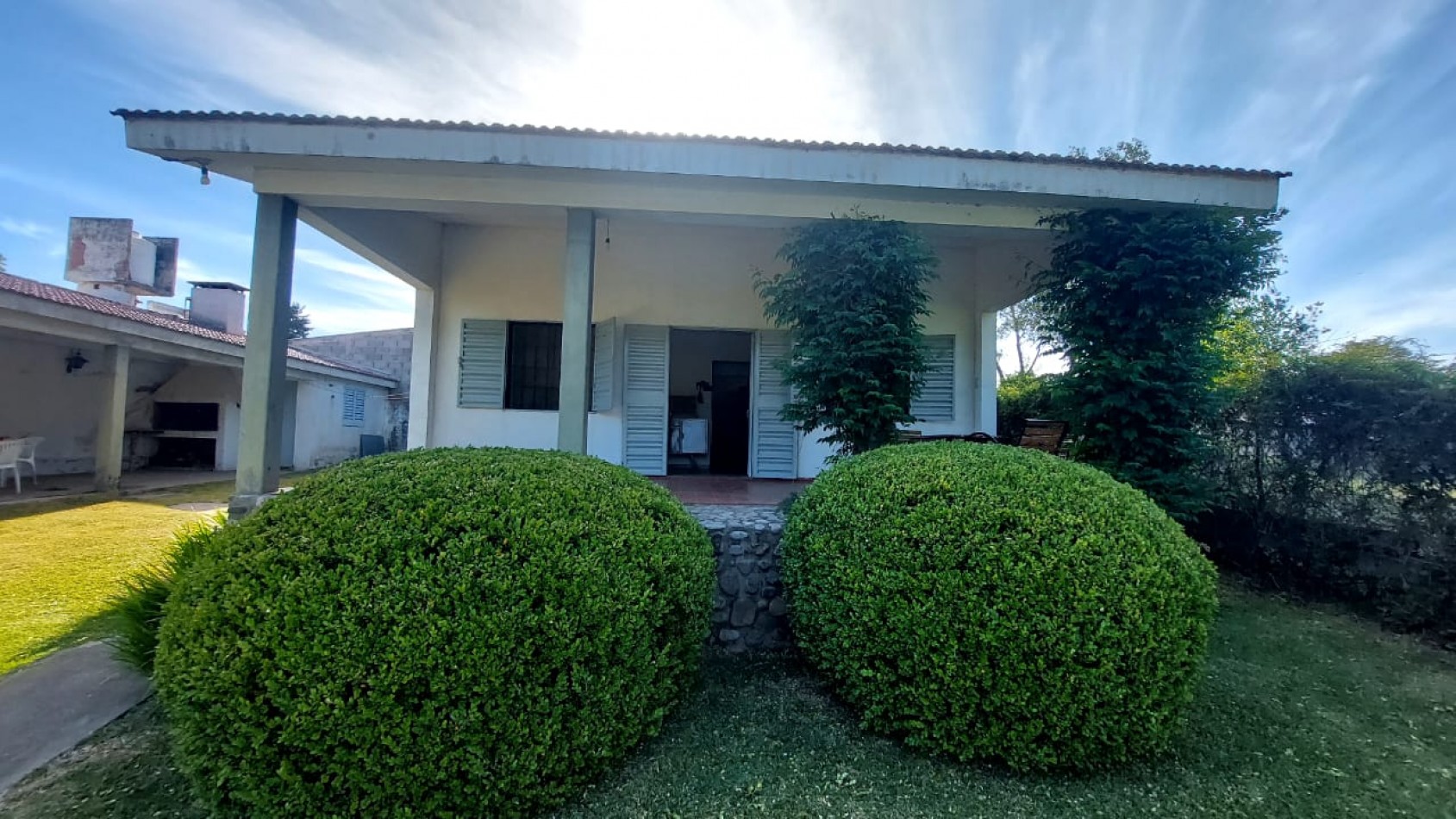 CASA EN VENTA EN BIALET MASSE, VILLA SANTA ANA. A 100 METROS DE LAGO SAN ROQUE Y RUTA 38. CA224