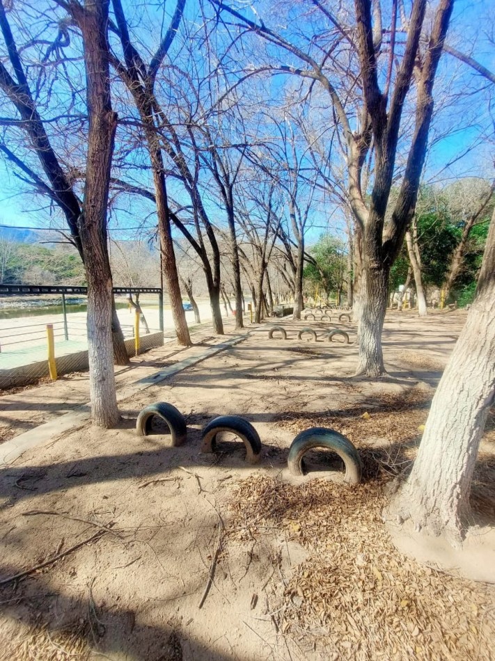 TERRENO EN VENTA FRENTE AL RIO COSQUIN EN BIALET MASSE. TE133
