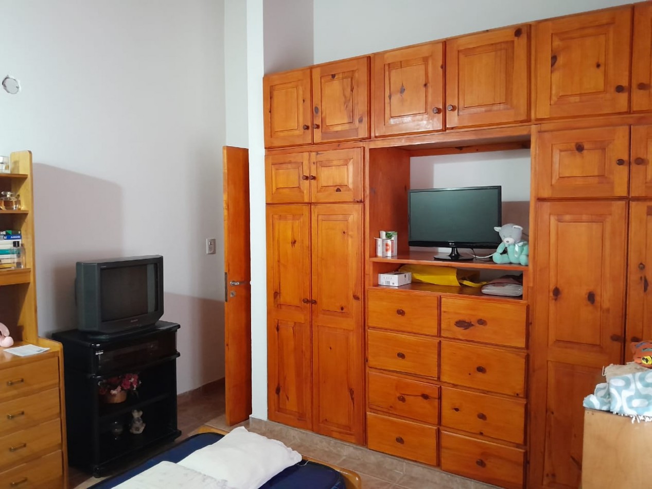 CASA, MAS DEPARTAMENTO Y TERRENO CON EDIFICACION A LA VENTA EN SANTA MARIA DE PUNILLA. CA254