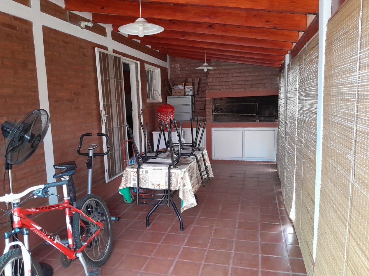 CASA, MAS DEPARTAMENTO Y TERRENO CON EDIFICACION A LA VENTA EN SANTA MARIA DE PUNILLA. CA254