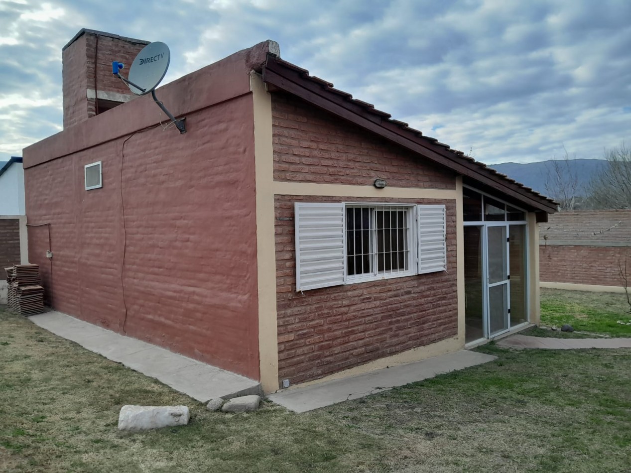 CASA, MAS DEPARTAMENTO Y TERRENO CON EDIFICACION A LA VENTA EN SANTA MARIA DE PUNILLA. CA254