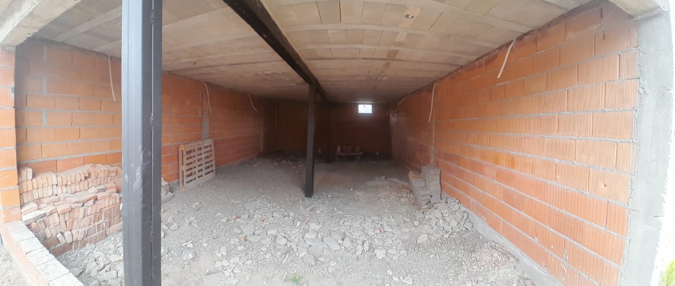 CASA, MAS DEPARTAMENTO Y TERRENO CON EDIFICACION A LA VENTA EN SANTA MARIA DE PUNILLA. CA254
