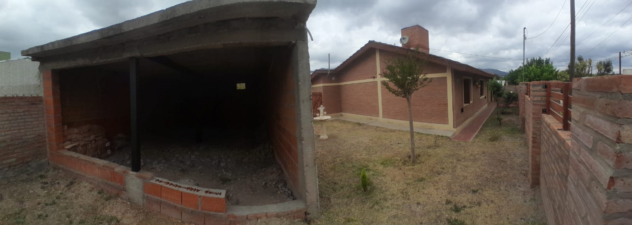 CASA, MAS DEPARTAMENTO Y TERRENO CON EDIFICACION A LA VENTA EN SANTA MARIA DE PUNILLA. CA254