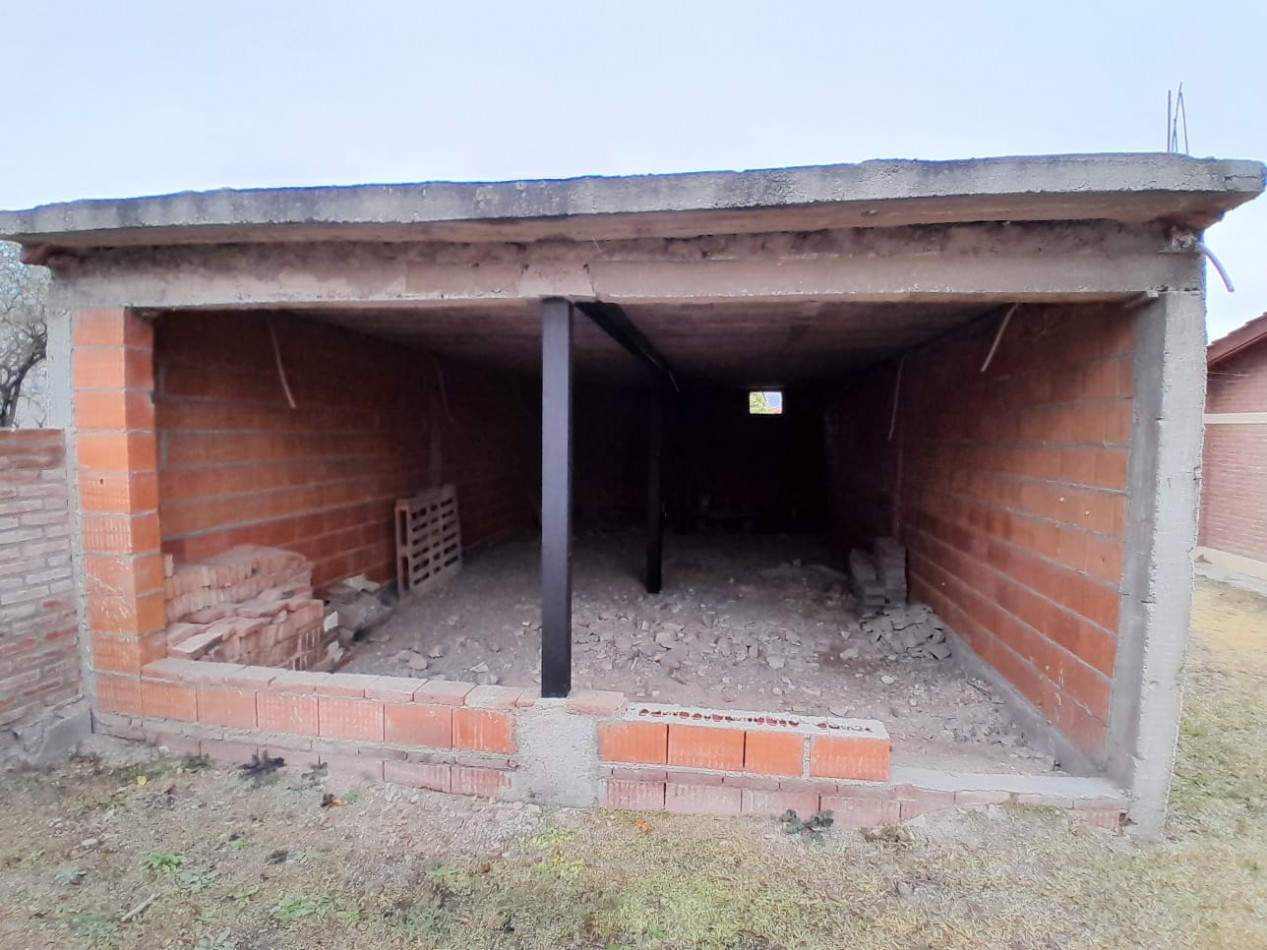 CASA, MAS DEPARTAMENTO Y TERRENO CON EDIFICACION A LA VENTA EN SANTA MARIA DE PUNILLA. CA254