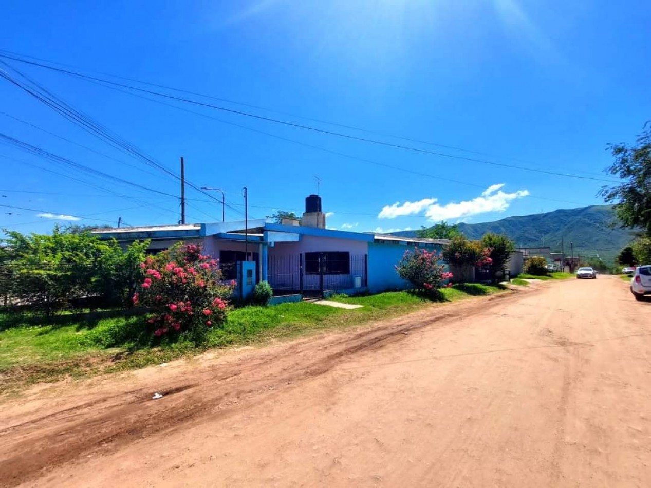 CASA EN VENTA MAS LOCAL MAS DEPARTAMENTO A TERMINAR EN PLANTA ALTA EN SANTA MARIA DE PUNILLA. CA171.
