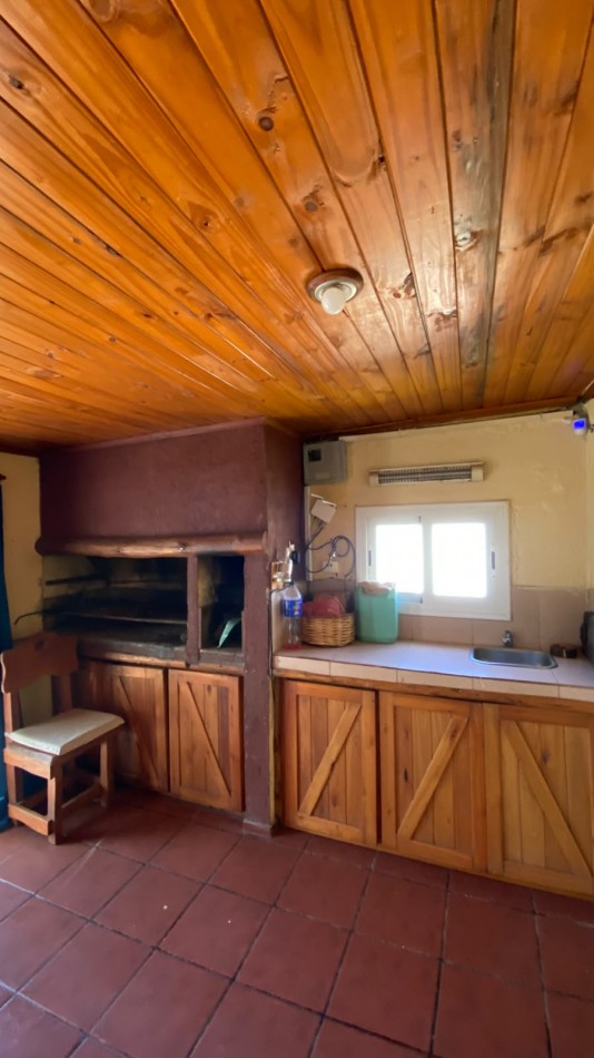 CASA EN VENTA EN BIALET MASSE SOBRE RUTA 38, CON VISTA PANORAMICA A LAS SIERRAS. CA239.