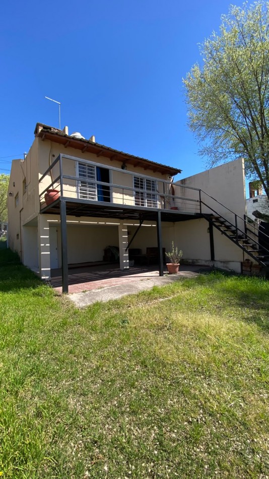 CASA EN VENTA EN BIALET MASSE SOBRE RUTA 38, CON VISTA PANORAMICA A LAS SIERRAS. CA239.