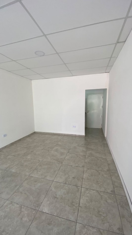 ALQUILER DE 2 LOCALES COMERCIALES EN VILLA BUSTOS A 200 M. DE AV. SAN MARTIN, SANTA MARIA DE PUNILLA