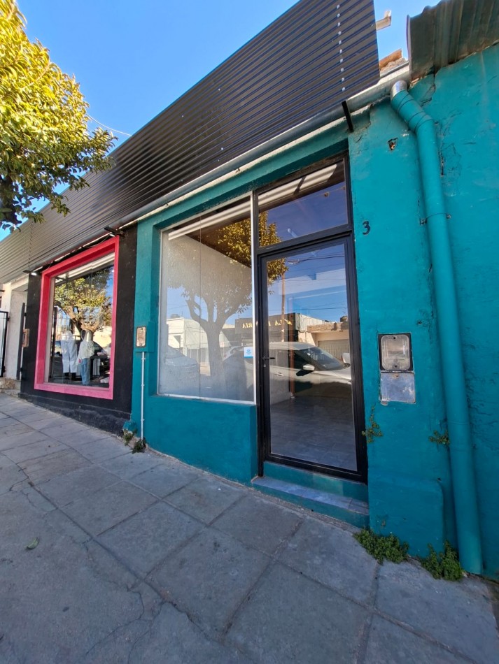 ALQUILER DE LOCAL COMERCIAL EN EL CENTRO DE SANTA MARIA DE PUNILLA, A 20M DE AV SAN MARTIN