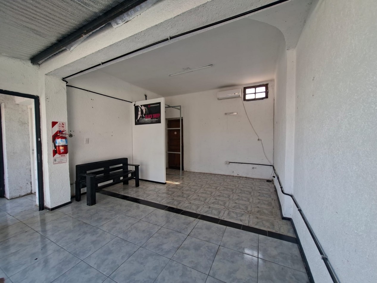 ALQUILER DE LOCAL COMERCIAL EN EL CENTRO DE SANTA MARIA DE PUNILLA, A 20M DE AV SAN MARTIN