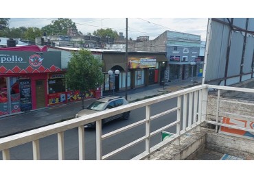 VENTA DE DEPARTAMENTO DE 3 DORMITORIOS EN EL CENTRO DE COSQUIN. CA184