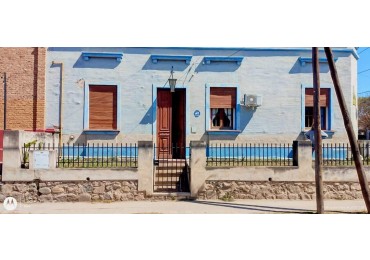 CASA VENTA CASA ESQUINA SOBRE RUTA NACIONAL 38, EN SANTA MARIA DE PUNILLA CA102