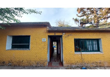 CASA A REMODELAR MAS 2 TERRENOS EN VENTA EN SANTA MARIA DE PUNILLA. CA228